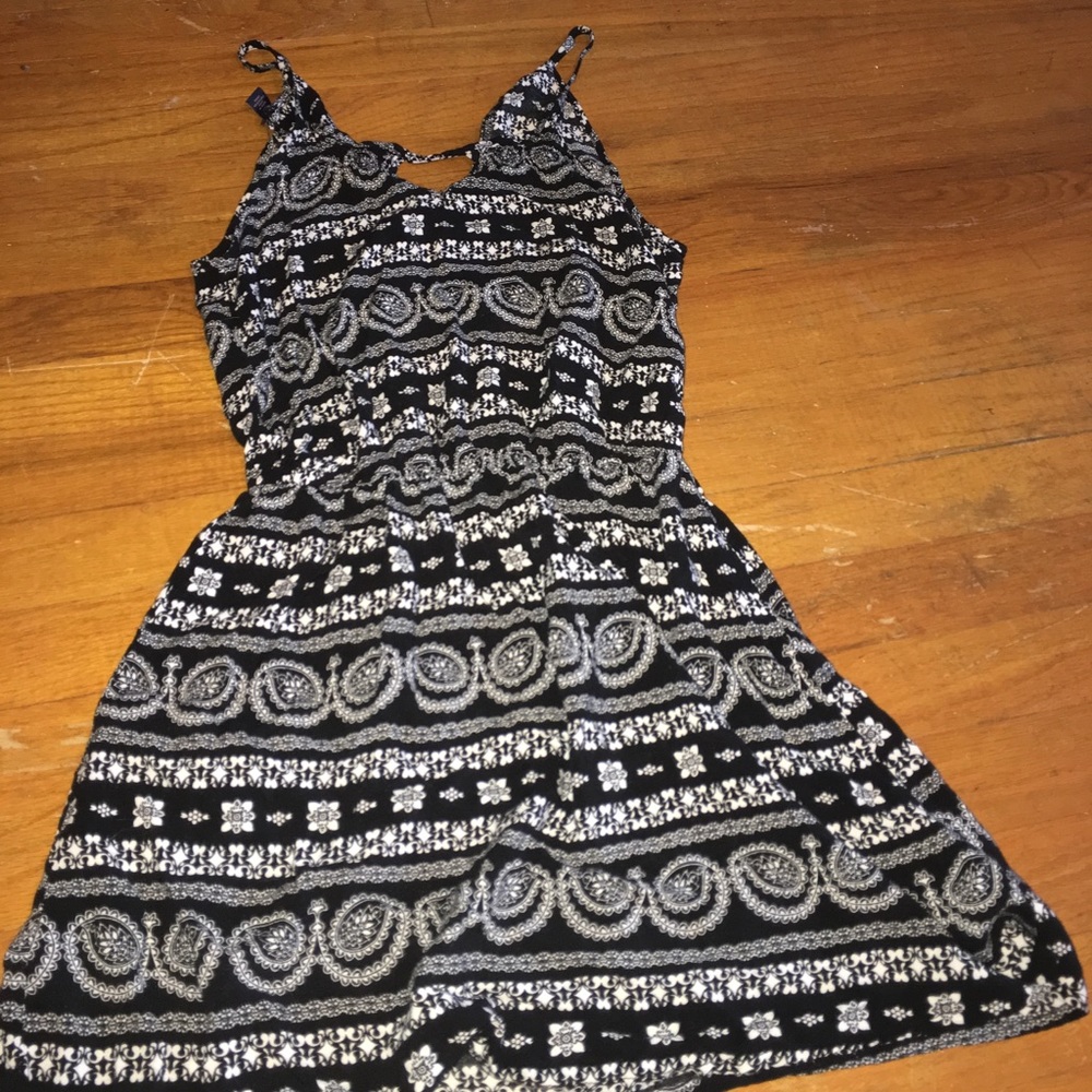 Aeropostale Black Patterned White Dress Pretty
